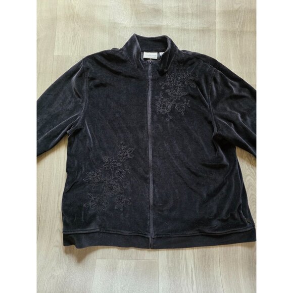 Alfred Dunner Womens Size 18 Black Velour Jacket With Embroidered Floral Design - Picture 4 of 7
